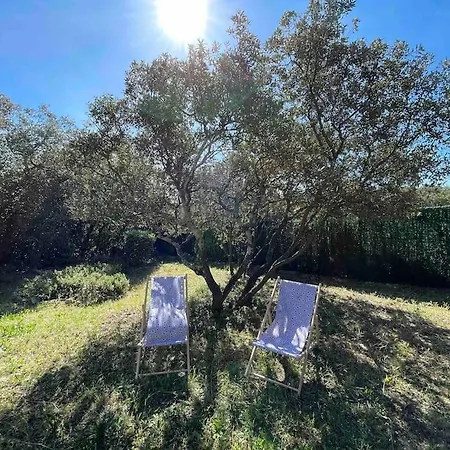 La Garrigue Nimoise - Piscine Et Climatisation 빌라
